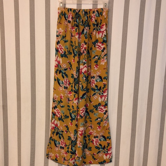 Floral Pants - Picture 5 of 10